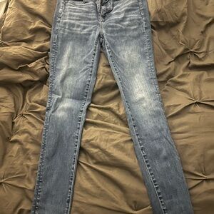 American Eagle Outfitters Light Blue Skinny Jeans